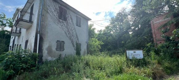 Дом с 15 комнатами в Альба, Италия № 161210 17