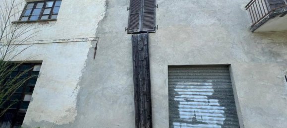 Дом с 15 комнатами в Альба, Италия № 161210 7