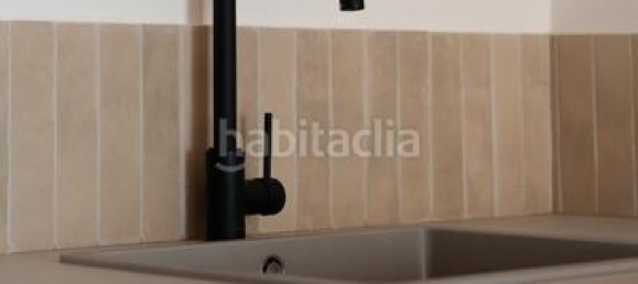 Apartamento T2 em Ciutat Vella, Spain N.º 134257 5