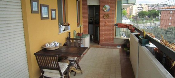 Квартира с 5 комнатами в Тарквиния, Италия № 17606 16