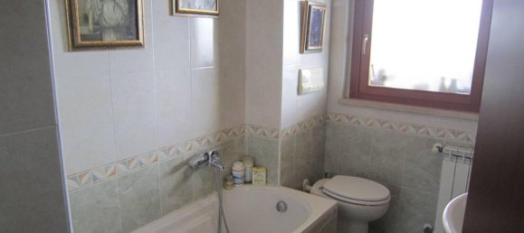 Квартира с 5 комнатами в Тарквиния, Италия № 17606 2