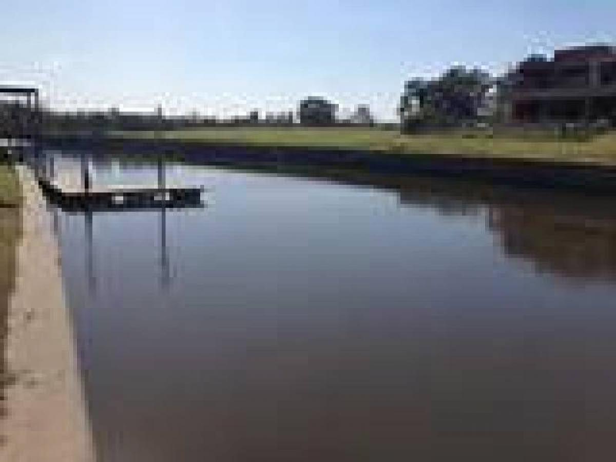  Land in Tigre, Argentina No. 32347