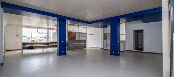 198m² Commercial property in Funchal, Portugal No. 64559 9