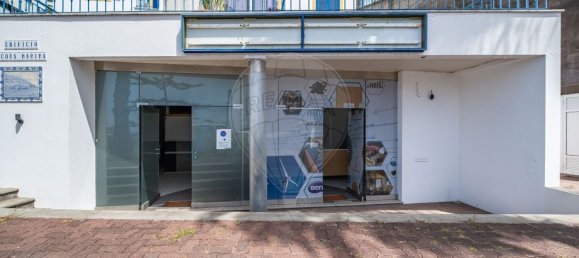 198m² Commercial property in Funchal, Portugal No. 64559 18