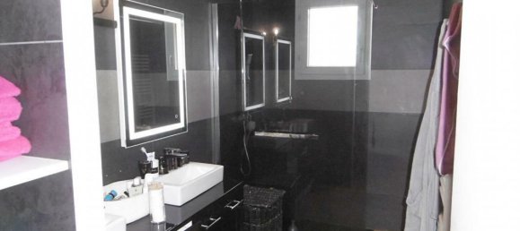 Casa de 3 dormitorios en Langon, France No. 97138 7