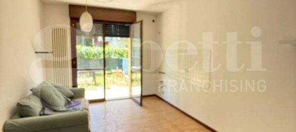 1 bedroom Apartment in Longare, Italy No. 266379 3