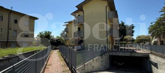 1 bedroom Apartment in Longare, Italy No. 266379 8
