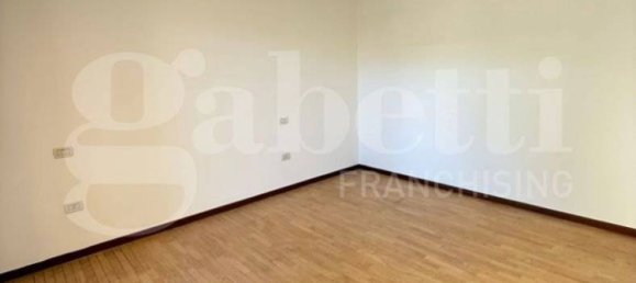 1 bedroom Apartment in Longare, Italy No. 266379 4