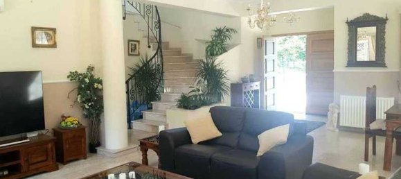 5 bedrooms Commercial property in Germasogeia, Cyprus No. 19137 5