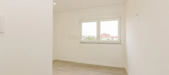 3 bedrooms Duplex in Loures, Portugal No. 137738 14