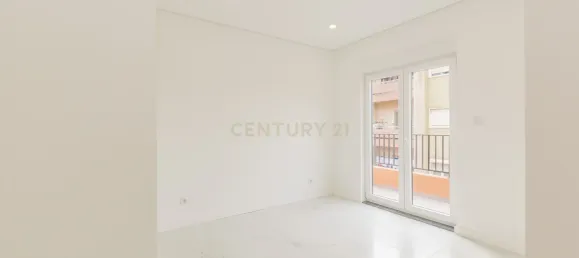 3 bedrooms Duplex in Loures, Portugal No. 137738 7