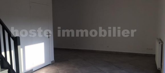 3 bedrooms House in Tourcoing, France No. 94449 8