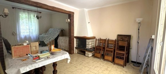 Casa de 3 dormitorios en Compiegne, France No. 288393 2