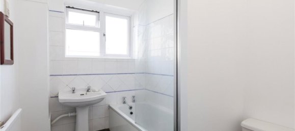 3 bedrooms Apartment in London, United Kingdom No. 3762 8