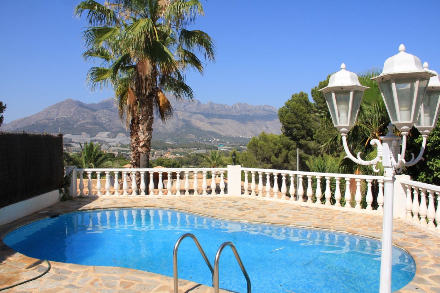 2 bedrooms House in La Nucia, Spain No. 180905