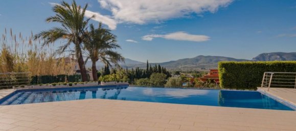 5 bedrooms Villa in Javea, Spain No. 2520 12