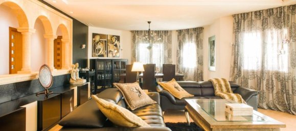 5 bedrooms Villa in Javea, Spain No. 2520 7