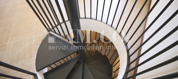 54m² Warehouse in Meda, Italy No. 87439 5