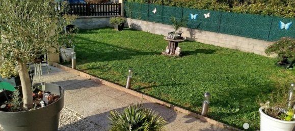 4 غرف نوم منزل في Saint-Germain-du-Puy, France رقم 160954 17