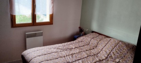 4 غرف نوم منزل في Saint-Germain-du-Puy, France رقم 160954 10