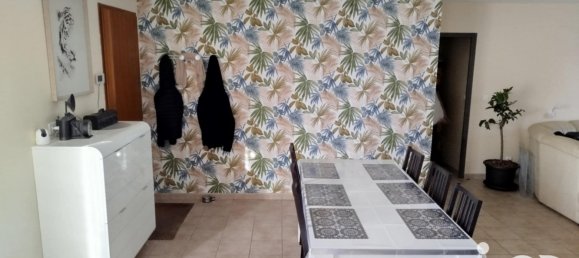 4 غرف نوم منزل في Saint-Germain-du-Puy, France رقم 160954 3