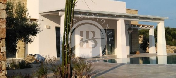 Вилла с 5 спальнями в Castrignano del Capo, Италия № 177217 7