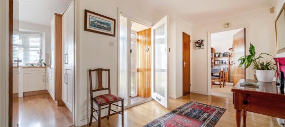 Bungalow T2 em Barnet, United Kingdom N.º 6479 7