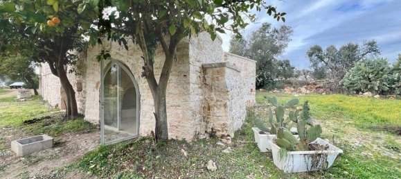 Дом с 5 комнатами в Челье Мессапика, Италия № 21635 6