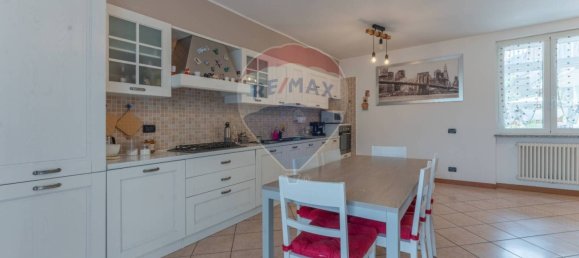 1 Schlafzimmer Wohnung in Zogno, Italy, Nr. 299210 3