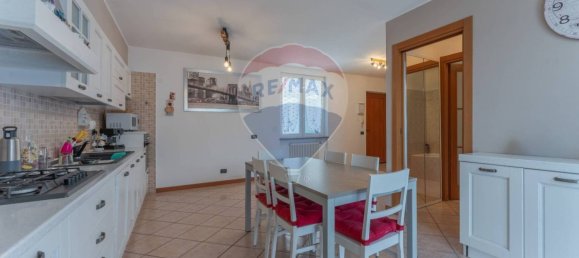 1 Schlafzimmer Wohnung in Zogno, Italy, Nr. 299210 2
