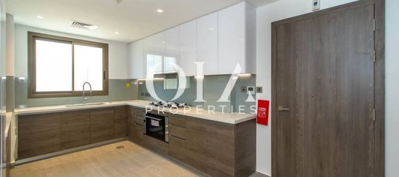 4 bedrooms Townhouse in Yas Island, UAE No. 17077 5