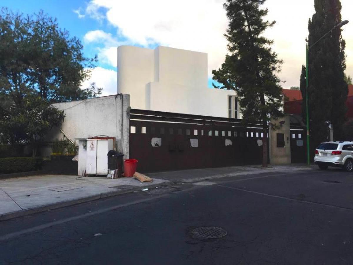  Building in Mexicali, Mexico No. 202329