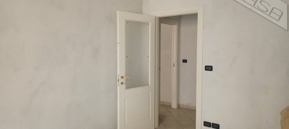 3 rooms Apartment in Barge, Italy No. 115435 12