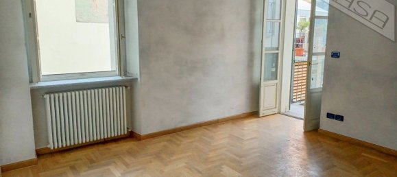 3 rooms Apartment in Barge, Italy No. 115435 18