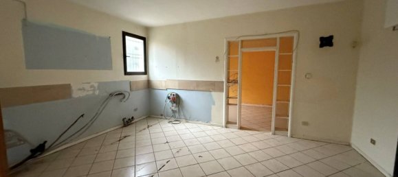 4 rooms Office in Vicenza, Italy No. 188551 7