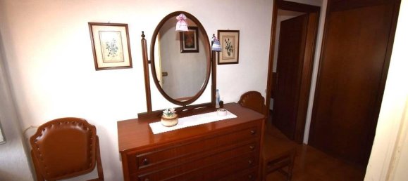 7 rooms House in Seravezza, Italy No. 123948 11