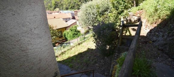 7 rooms House in Seravezza, Italy No. 123948 6