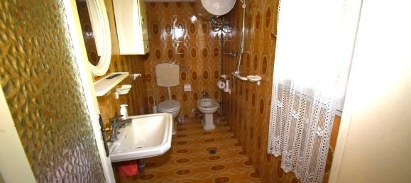 7 rooms House in Seravezza, Italy No. 123948 15