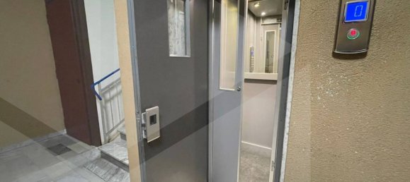 5 rooms Penthouse in Bari, Italy No. 33884 38