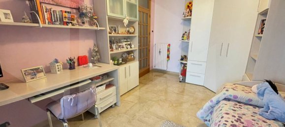 5 rooms Penthouse in Bari, Italy No. 33884 35