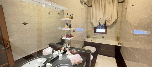 5 rooms Penthouse in Bari, Italy No. 33884 24