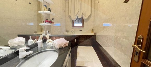 5 rooms Penthouse in Bari, Italy No. 33884 11