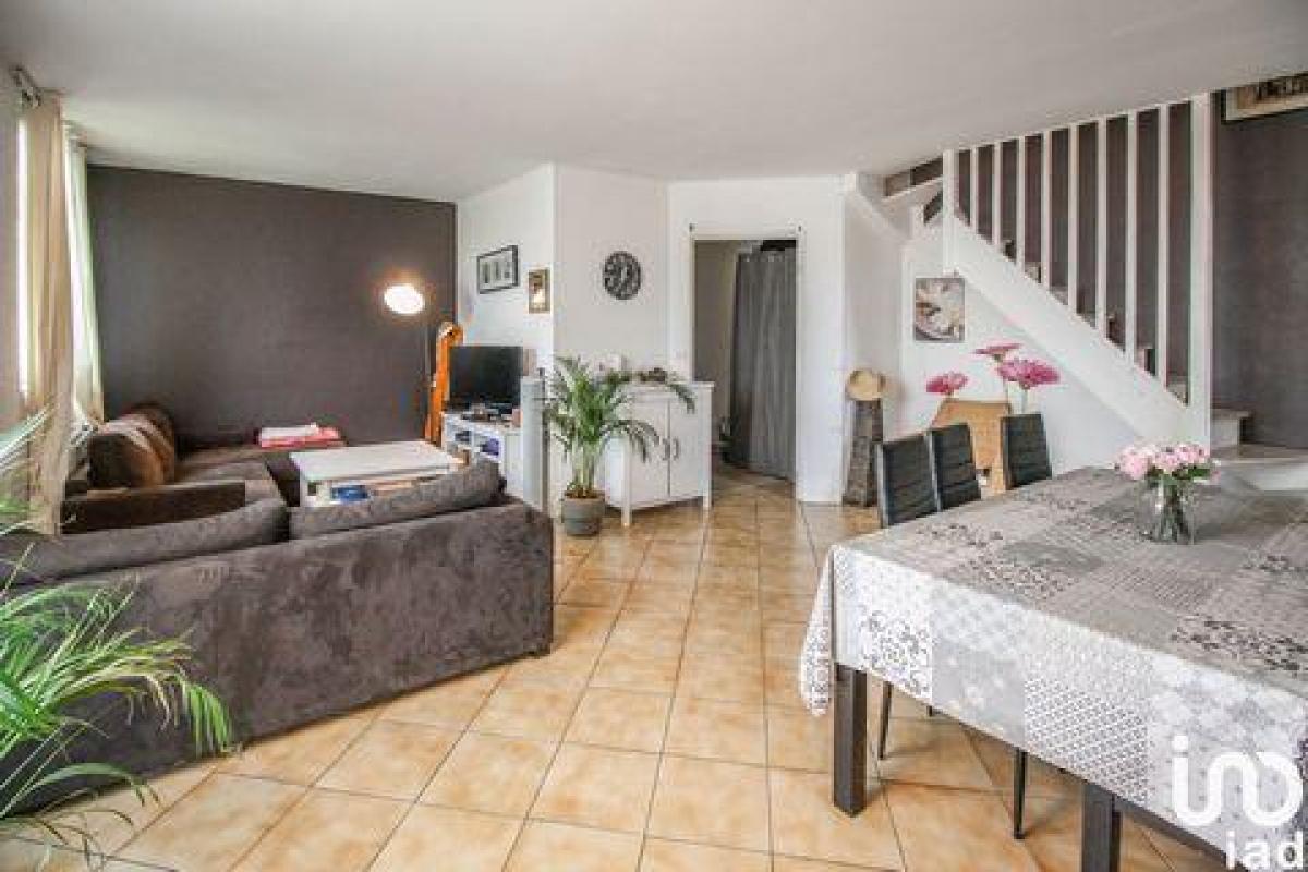 شقة 2 غرف نوم  في Cergy, France رقم 22928