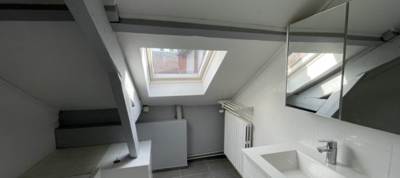 3 bedrooms Villa in Bourges, France No. 71050 3