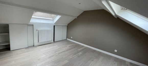 3 bedrooms Villa in Bourges, France No. 71050 2