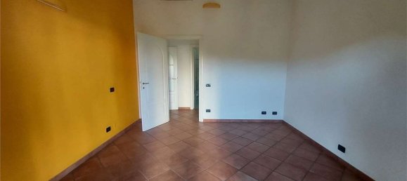 6 غرف نوم شقة في Novi Ligure, Italy رقم 344355 11