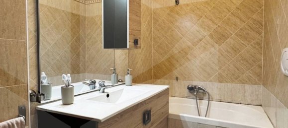 3 rooms Apartment in Rome, Italy No. 24949 16