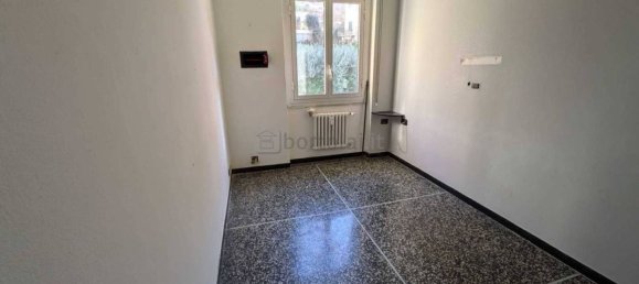 2 Schlafzimmer Wohnung in Genoa, Italy, Nr. 137869 12
