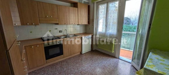 2 Schlafzimmer Wohnung in Genoa, Italy, Nr. 137869 7