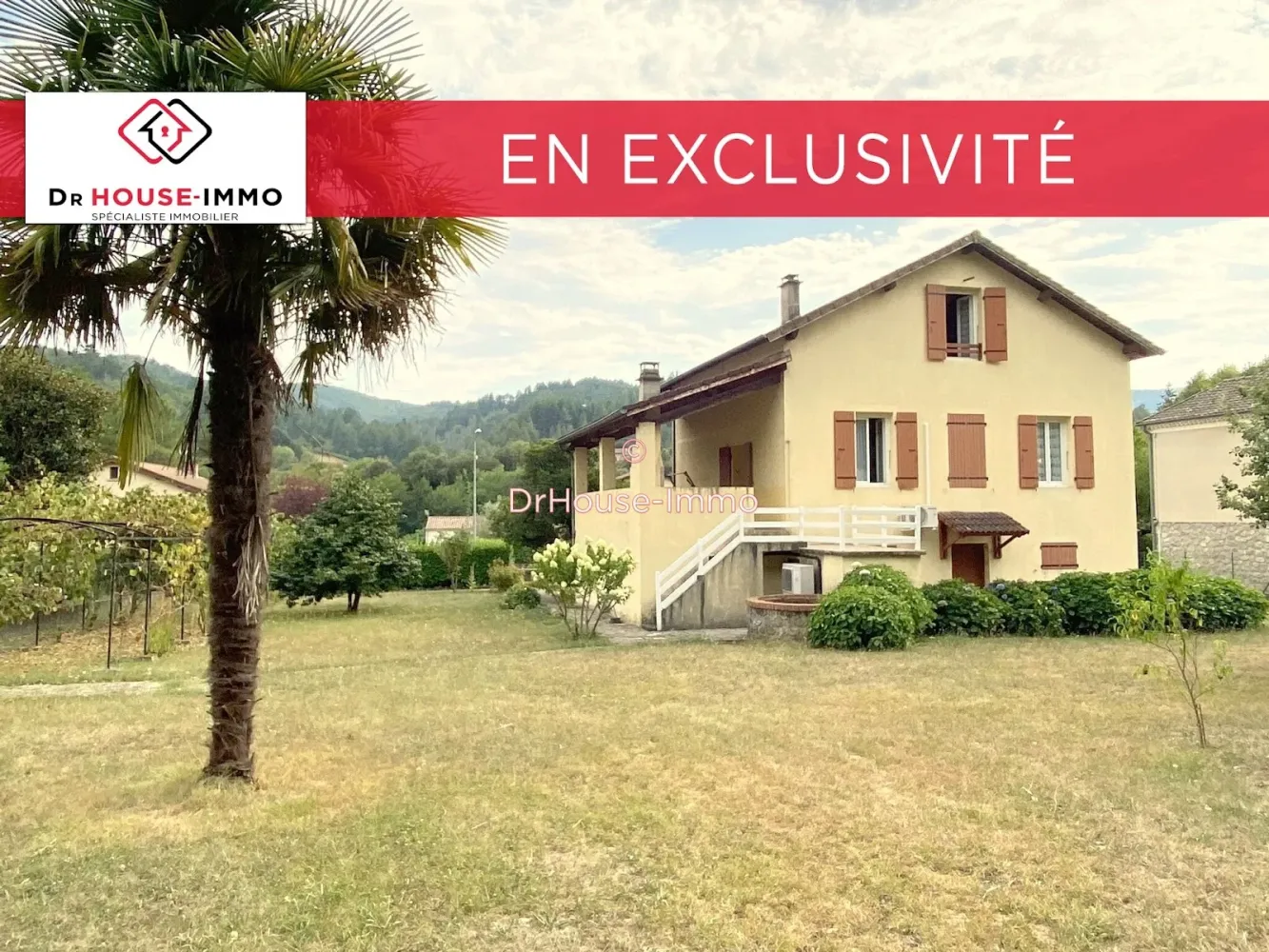 Casa de 4 dormitorios en Prades, France No. 351100